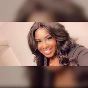 Meet your Posher, Deedee